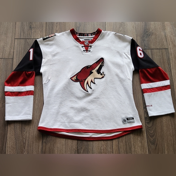 Arizona Coyotes Signed Max Domi Reebok Jersey Women's Size XXL - Picture 2 of 9